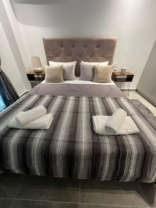 Studio Mv In The Center Of Athens - Secured Area Bagian luar foto