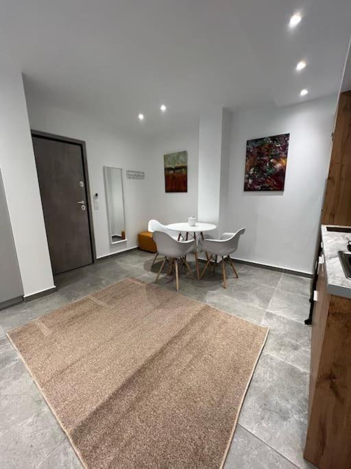 Studio Mv In The Center Of Athens - Secured Area Bagian luar foto